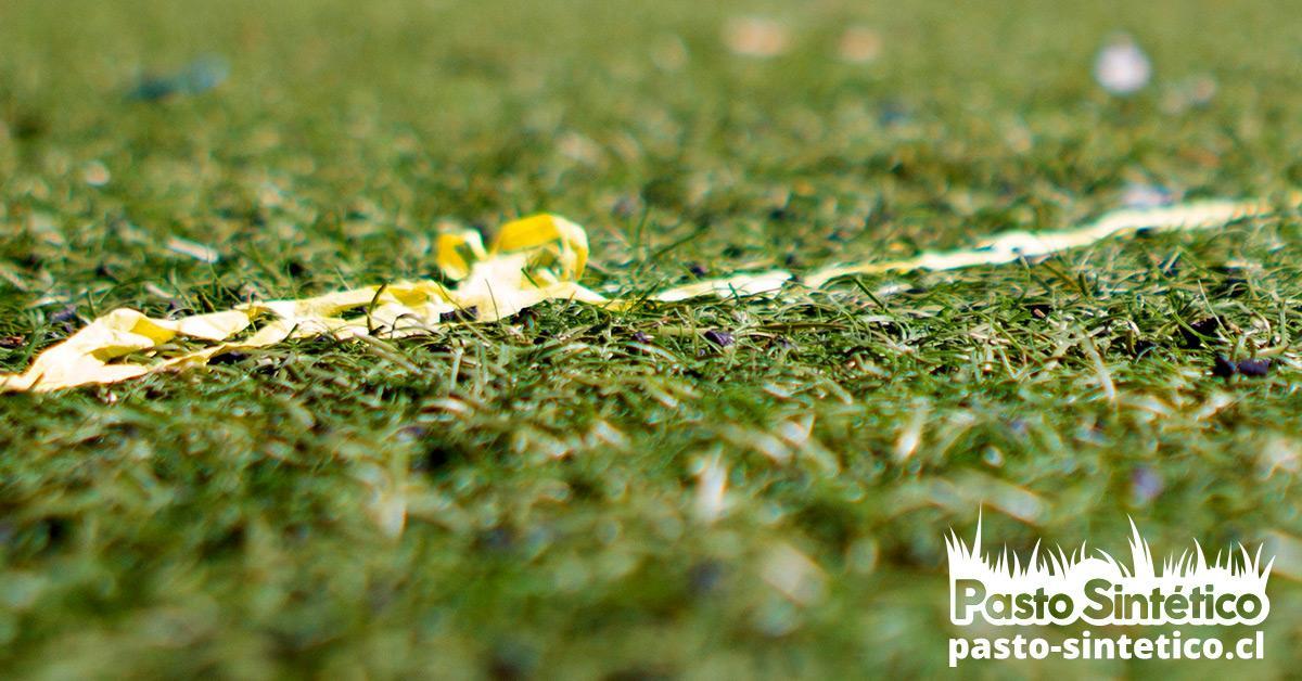 Pasto sintético, pasto artificial, mantención pasto sintético, pasto sintetico, pasto sintetico, arena de sílice, caucho reciclado